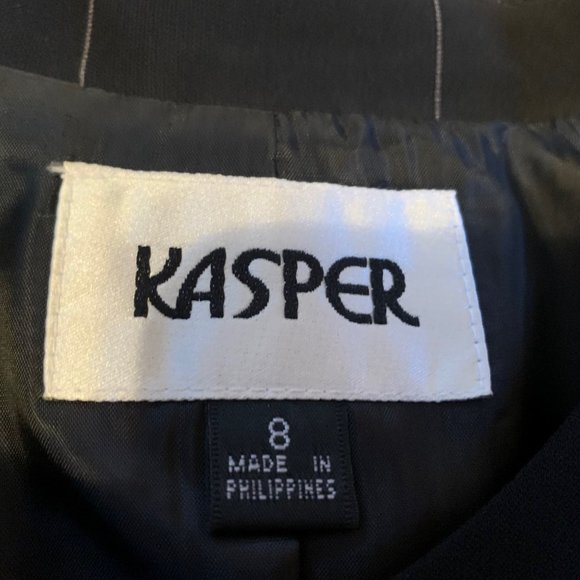 Kasper 2-Piece Suit - Jacket and Skirt Black Windowpane Design Size 8 - Picture 13 of 15